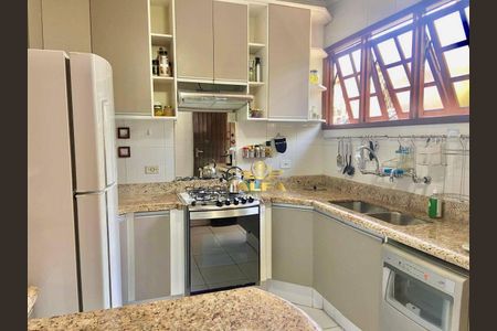 8_photo/94d1fde6d9.f38e38137a2159e3-ATLAS-bca164d3-83d1-47ad-b8d2-792e7e822e4c.jpg de casa à venda com 4 quartos, 201m² em Jardim Guaiuba, Guarujá