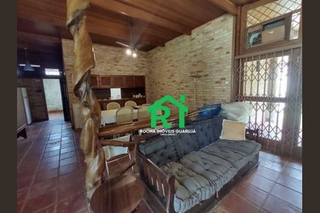 10_photo/94d1fde6e5.7a37549eceeba21f-ATLAS-7caf2869-72d5-4529-8f2a-48b099280a04.jpg de casa à venda com 7 quartos, 300m² em Jardim Guaiuba, Guarujá