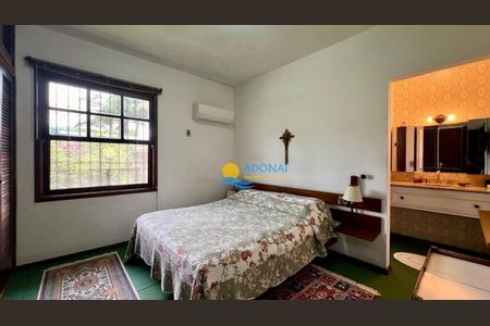 27_photo/94d1fde6f7.7370cdaf31c342eb-ATLAS-c0b250eb-6ac9-419d-9f34-3d7b8f19dcf0.jpg de casa à venda com 3 quartos, 259m² em Jardim Guaiuba, Guarujá