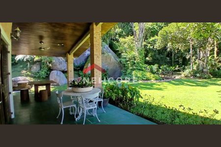 29_photo/94d1fde6f7.d55b36f64ebf45c1-ATLAS-39f5165f-be6b-4a4d-9e6d-2afccb89972c.jpg de casa à venda com 3 quartos, 280m² em Jardim Guaiuba, Guarujá