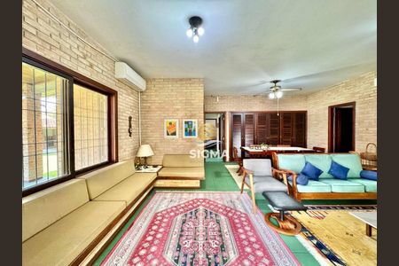 12_photo/94d1fde6f9.85e892d0fa3f1762-ATLAS-1825caa2-cf3c-4461-98f7-dc57e7536bcd.jpg de casa à venda com 3 quartos, 400m² em Jardim Guaiuba, Guarujá