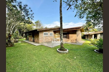 3_photo/94d1fde6f9.85e892d0fa3f1762-ATLAS-e93bafe8-1cdb-4c6a-9305-abc0d2ad260e.jpg de casa à venda com 3 quartos, 400m² em Jardim Guaiuba, Guarujá