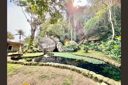 5_photo/94d1fde6f9.85e892d0fa3f1762-ATLAS-f17f2fe2-eb2b-4652-b666-9ec9e5e75a95.jpg de casa à venda com 3 quartos, 400m² em Jardim Guaiuba, Guarujá