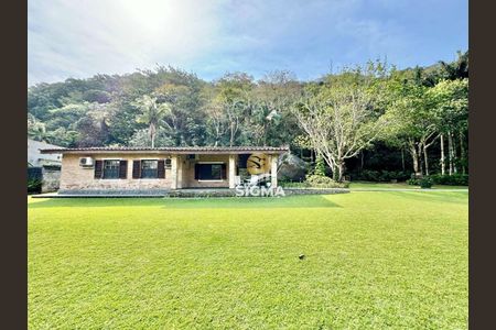 11_photo/94d1fde6f9.85e892d0fa3f1762-ATLAS-f6a42d7d-35b7-4a89-8171-e927b8e10159.jpg de casa à venda com 3 quartos, 400m² em Jardim Guaiuba, Guarujá
