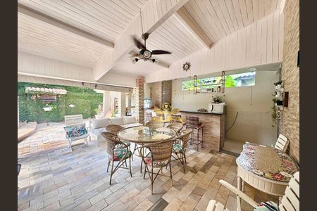 8_photo/94d1fde6fd.d3289ec2fc85789b-ATLAS-daf0a881-d5cd-40c3-8ad4-d9ee9c3a651c.jpg de casa à venda com 4 quartos, 400m² em Jardim Guaiuba, Guarujá