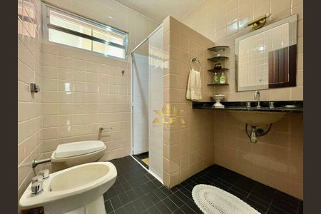 3_photo/94d1fde73d.068df14040ee1bd0-ATLAS-4bf29b47-e035-4106-bdcb-56fc3bcb2177.jpg de casa à venda com 3 quartos, 400m² em Jardim Guaiuba, Guarujá