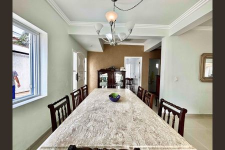 4_photo/94d1fde73d.ceff8192393c33de-ATLAS-9cd32da7-4f4d-4a1a-8f87-6080e4bf5cca.jpg de casa à venda com 4 quartos, 258m² em Jardim Guaiuba, Guarujá