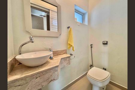 18_photo/94d1fde73d.ceff8192393c33de-ATLAS-b700722e-7e16-429e-9e11-cfa4e7c607e5.jpg de casa à venda com 4 quartos, 258m² em Jardim Guaiuba, Guarujá