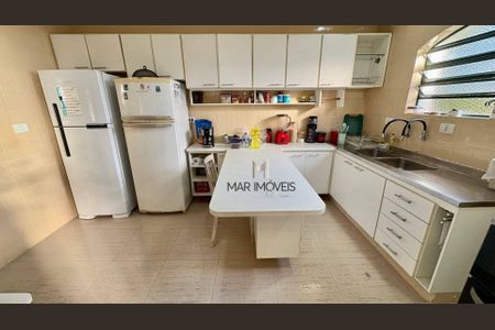 28_photo/94d1fde7ab.a2697798f9be614f-ATLAS-59563a8c-9edf-4bd7-b40e-3c4b5dafb35f.jpg de casa à venda com 7 quartos, 500m² em Jardim Guaiuba, Guarujá