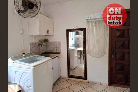 8_photo/94d1fdffcf.f279df7ab7105e24-ATLAS-d9f68926-31b6-47d7-9aff-4aaaf808122b.jpg de casa à venda com 4 quartos, 150m² em Vila Ligya, Guarujá