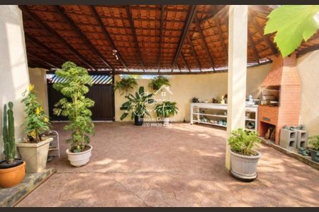 3_photo/94d1fe010d.adbb37f92a381176-ATLAS-8b67f6e0-4e9c-4b85-8574-4aaae740122a.jpg de casa à venda com 2 quartos, 100m² em Vila Rosalina, Guarujá