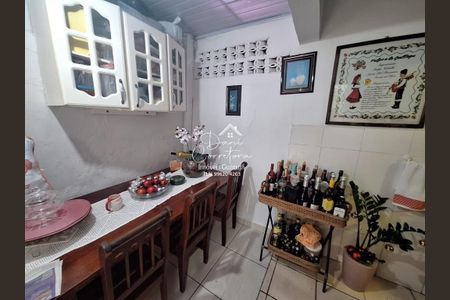 15_photo/94d1fe010d.adbb37f92a381176-ATLAS-976345dc-aaf2-4e13-99b3-6fa0bd995f4f.jpg de casa à venda com 2 quartos, 100m² em Vila Rosalina, Guarujá