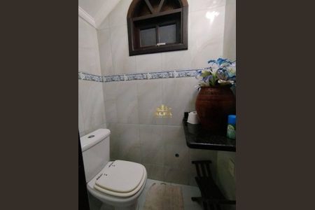 6_photo/94d1fe01b1.bf9ec29034c3b782-ATLAS-3dc449ec-2a8d-46b9-846d-a69b6e0d8b12.jpg de casa à venda com 5 quartos, 230m² em Vila Santa Rosa, Guarujá
