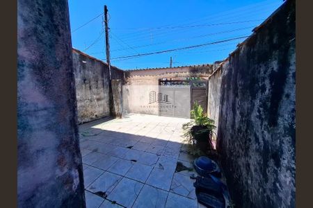 4_photo/94d1fe01cf.d29dabce143984c2-ATLAS-4fa3755a-9d25-48fb-aab2-07d315b56bd4.jpg de casa à venda com 3 quartos, 142m² em Vila Santa Rosa, Guarujá