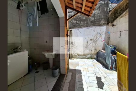 7_photo/94d1fe01cf.d29dabce143984c2-ATLAS-9363dfe7-e22e-4ddb-a2d7-5c57320b2c40.jpg de casa à venda com 3 quartos, 142m² em Vila Santa Rosa, Guarujá