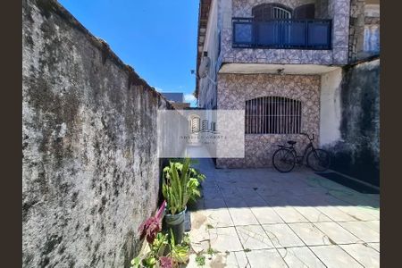 9_photo/94d1fe01cf.d29dabce143984c2-ATLAS-d69f85ea-9131-455e-8590-dfe1708a9c81.jpg de casa à venda com 3 quartos, 142m² em Vila Santa Rosa, Guarujá