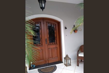 10_photo/94d1fe0271.df2e9385b3468787-ATLAS-a3b8b2e6-3b8e-473c-9dff-871e971447fb.jpg de casa à venda com 4 quartos, 360m² em Vila Santa Rosa, Guarujá