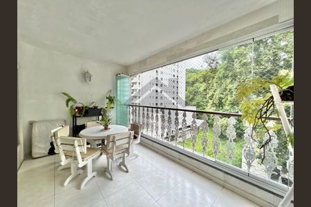 2_photo/94d1fe029d.c1dc00249eefaead-ATLAS-0d1af148-a78f-43e8-bb6b-cde9fd87b18b.jpg de apartamento à venda com 4 quartos, 140m² em Vila Santa Rosa, Guarujá