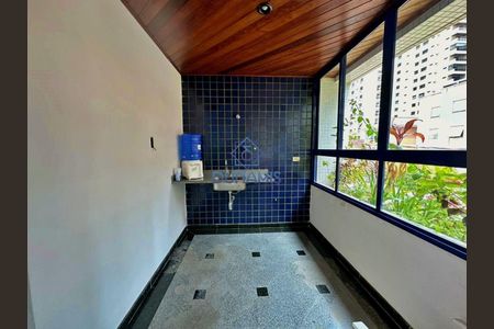 4_photo/94d1fe0301.115e29cbaa4aed3c-ATLAS-cbe2a48e-eb21-442b-b6d4-6af3a2a3d589.jpg de apartamento à venda com 2 quartos, 130m² em Vila Santa Rosa, Guarujá