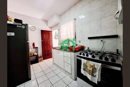 4_photo/94d1fe030f.21b2fa202967d017-ATLAS-222f8f3e-3b4c-4d96-afcd-060b6c4c5bf1.jpg de casa à venda com 2 quartos, 80m² em Vila Santa Rosa, Guarujá