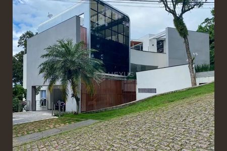 7_photo/94d1fe03d9.6721d330cc8d7611-ATLAS-1700da26-ff4f-4213-9e47-5db77355ad1e.jpg de casa à venda com 6 quartos, 695m² em Vila Santa Rosa, Guarujá