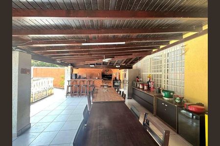 6_photo/94d1fe0a99.ae6c0d4ae2e822c2-ATLAS-25a36fd9-8010-4aaf-8e76-df9eab055b1e.jpg de casa à venda com 4 quartos, 200m² em Jardim Guaiuba, Guarujá