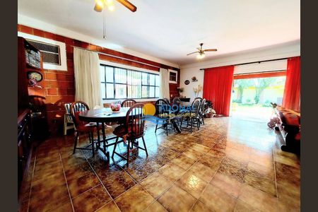37_photo/94d1fe0ab5.6c15642c57a80034-ATLAS-7bf32766-32a8-4175-b736-3be3e9c4abde.jpg de casa à venda com 3 quartos, 166m² em Jardim Guaiuba, Guarujá