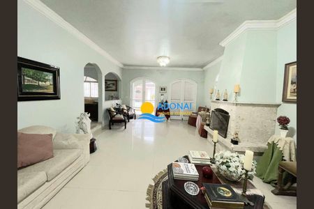 10_photo/94d1fe0ab5.cd6912d4e48c45dd-ATLAS-4e3d5bb3-1dab-4374-aec9-6521cd715a8d.jpg de casa à venda com 4 quartos, 272m² em Jardim Guaiuba, Guarujá