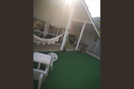 6_photo/94d1fe0ab9.c1901fb716559bbd-ATLAS-e448c27a-0cd3-4e34-b14d-6fe0a560869e.jpg de casa à venda com 3 quartos, 130m² em Jardim Guaiuba, Guarujá