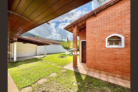 4_photo/94d1fe0abf.e100dba37721dde7-ATLAS-1e765121-fd1a-407a-9159-7d57750d7a46.jpg de casa à venda com 3 quartos, 140m² em Jardim Guaiuba, Guarujá