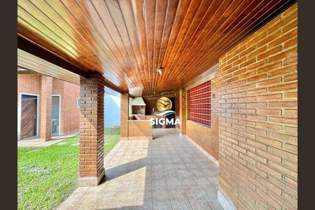 4_photo/94d1fe0abf.e100dba37721dde7-ATLAS-a41730e4-1fb4-4a3d-be2e-680e2be33793.jpg de casa à venda com 3 quartos, 140m² em Jardim Guaiuba, Guarujá