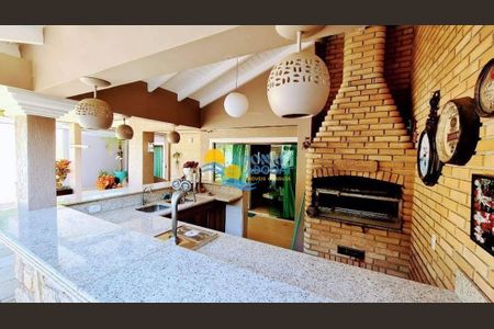 4_photo/94d1fe0b0d.e9e7bffe1f964319-ATLAS-355607ae-610b-483e-939e-86bb2946f6b1.jpg de casa à venda com 5 quartos, 474m² em Jardim Guaiuba, Guarujá