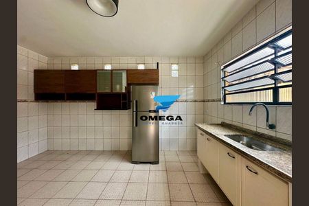 3_photo/94d1fe0b2b.e9bc35269128f7e8-ATLAS-20cf13f6-8000-41ba-8eaa-879a894ac49e.jpg de casa à venda com 4 quartos, 300m² em Jardim Guaiuba, Guarujá