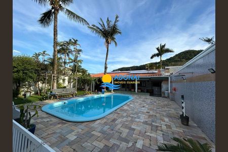 36_photo/94d1fe0b43.6a6352fa2cb3f7a9-ATLAS-735d93d1-91d0-4145-aa77-cbd5ab0df375.jpg de casa à venda com 6 quartos, 300m² em Jardim Guaiuba, Guarujá