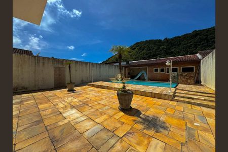 6_photo/94d1fe0b55.ceff8192393c33de-ATLAS-7d1c2e95-634d-4696-ae61-e6d35b0aa103.jpg de casa à venda com 4 quartos, 282m² em Jardim Guaiuba, Guarujá