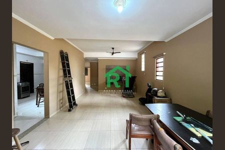 4_photo/94d1fe0b71.4a1064e90c9b93dd-ATLAS-d1358533-9def-42bd-9bee-fd83cf8ff5bf.jpg de casa à venda com 3 quartos, 200m² em Jardim Guaiuba, Guarujá