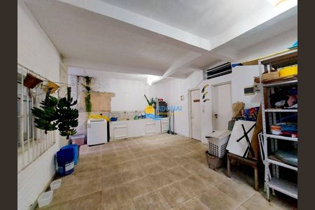 3_photo/94d1fe0c83.f8bdabaec0a5970c-ATLAS-16ae837f-dbcb-4b96-a93f-dc2cf22b7afa.jpg de casa à venda com 5 quartos, 350m² em Jardim Guaiuba, Guarujá