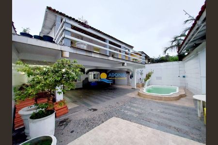 4_photo/94d1fe0c83.f8bdabaec0a5970c-ATLAS-6d2e4c4a-9731-46c3-804e-cfdcba4461a3.jpg de casa à venda com 5 quartos, 350m² em Jardim Guaiuba, Guarujá