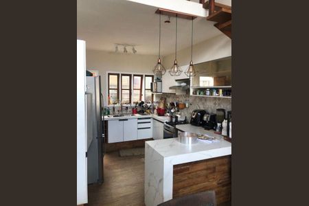 1_photo/94d1fe0c85.4cea1a0b3f6bbd2f-ATLAS-02f2ed17-4ebc-4a52-a6ec-30d4a5109236.jpg de casa à venda com 5 quartos, 190m² em Jardim Guaiuba, Guarujá