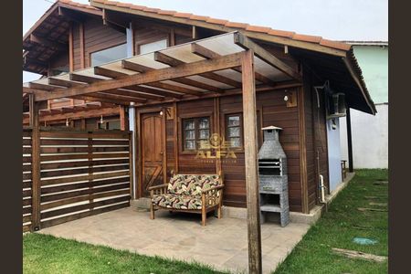 1_photo/94d1fe0c8b.ceff8192393c33de-ATLAS-a2540726-c207-4c8f-9ea5-7c8b5b9e3844.jpg de casa à venda com 5 quartos, 300m² em Jardim Guaiuba, Guarujá