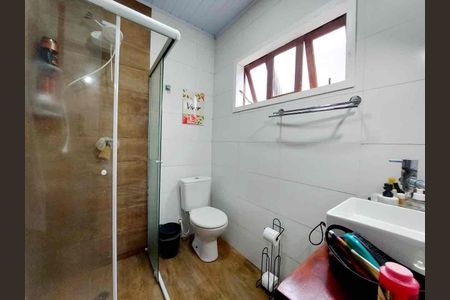 11_photo/94d1fe0c8b.ceff8192393c33de-ATLAS-e73a5f90-6efc-4fba-a7c2-0bd484db20f3.jpg de casa à venda com 5 quartos, 200m² em Jardim Guaiuba, Guarujá