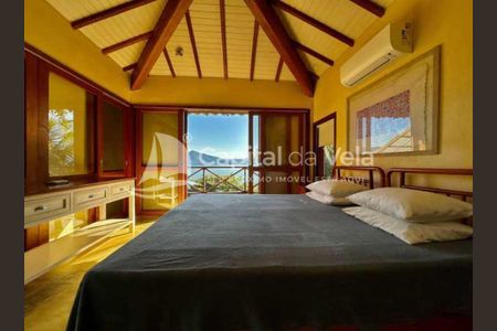 5_photo/94d1fe0c97.eb4747a7722cd593-ATLAS-57fc106e-d735-4f5f-b763-6481cb2dcc1a.jpg de casa à venda com 4 quartos, 406m² em Jardim Las Palmas, Guarujá