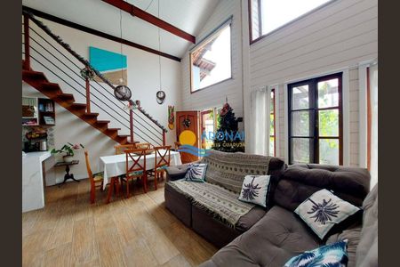 5_photo/94d1fe0c99.d0d6d4d4a64609a5-ATLAS-7e7c117e-cc5d-43cc-8c98-a13bd32913bd.jpg de casa à venda com 5 quartos, 215m² em Jardim Guaiuba, Guarujá