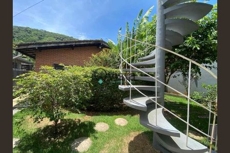 1_photo/94d1fe0d09.ceff8192393c33de-ATLAS-a5266351-9ef4-4d37-b706-2fdd3ba11f83.jpg de casa à venda com 4 quartos, 201m² em Marinas 1, Guarujá