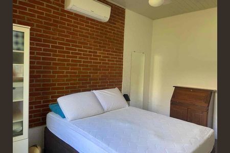 19_photo/94d1fe0d09.ceff8192393c33de-ATLAS-dba00cd4-229e-4dcb-be5a-56795f1fbc37.jpg de casa à venda com 4 quartos, 201m² em Marinas 1, Guarujá