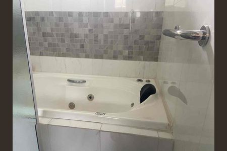 24_photo/94d1fe0d09.ceff8192393c33de-ATLAS-fe06351d-a4e6-4012-96b5-1adabf736350.jpg de casa à venda com 4 quartos, 201m² em Marinas 1, Guarujá