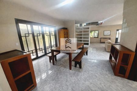 10_photo/94d1fe0d3d.21b2fa202967d017-ATLAS-df717180-b342-4f3d-b307-b3d9f0b17db2.jpg de casa à venda com 4 quartos, 287m² em Jardim Guaiuba, Guarujá