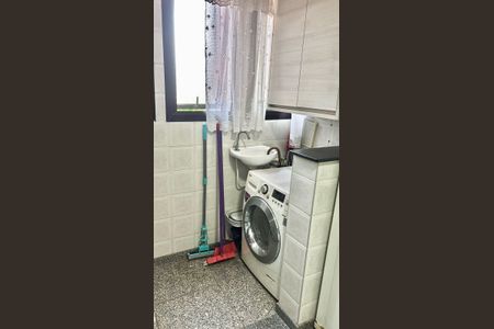 27_photo/94d1fe0d4d.2fed7e95ddef69d8-ATLAS-1f94f806-b97c-4548-9618-ce8e3fb47c5b.jpg de apartamento à venda com 2 quartos, 72m² em Jardim Las Palmas, Guarujá