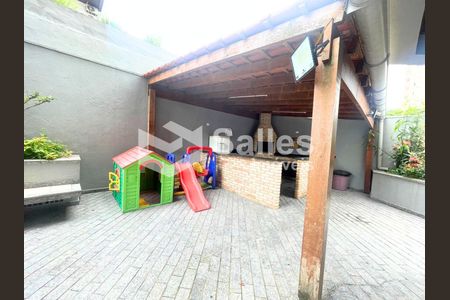 13_photo/94d1fe0d4d.d5b5dcf828ac20d3-ATLAS-c88e4369-a74b-4f6f-8e9e-0419efd009f0.jpg de apartamento à venda com 2 quartos, 67m² em Jardim Las Palmas, Guarujá