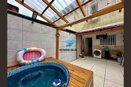 4_photo/94d1fe0d63.7152d92276afa774-ATLAS-8a5dd695-e8a5-4167-a0b8-efee646c404f.jpg de casa à venda com 3 quartos, 140m² em Jardim Las Palmas, Guarujá